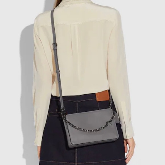 Authentic COACH 1941 Calf leather chain logo zip top Crosby - Picture 3 of 16